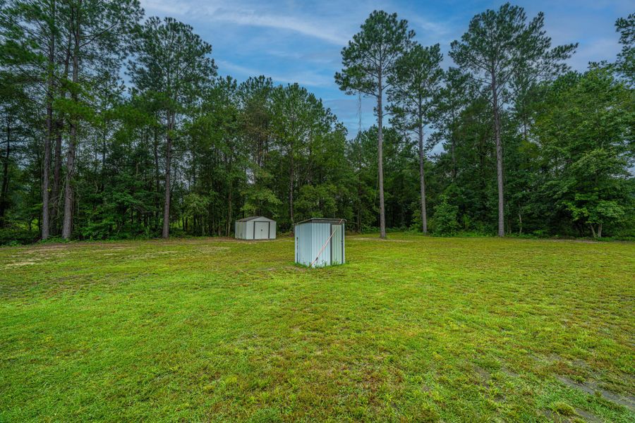 Image 36 of a home in . Image 36 of a home in .