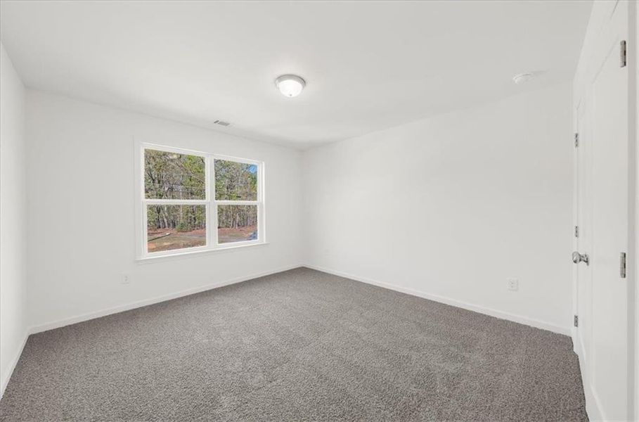 Spacious, unfurnished interior of a new home in , Gainesville (Image 53).