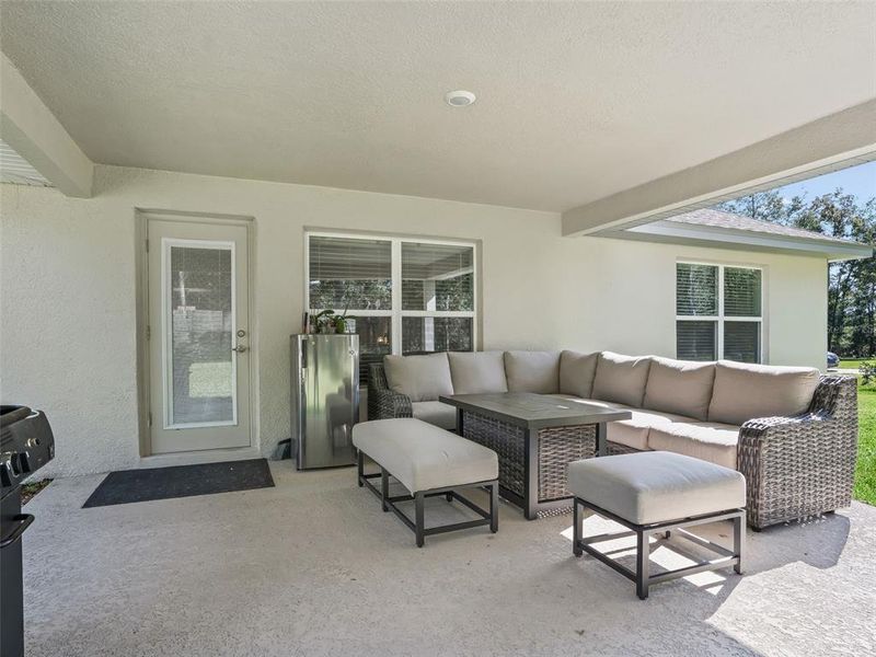 Exterior details and patio area of a home in Dorchester, Ocala (Image 3).