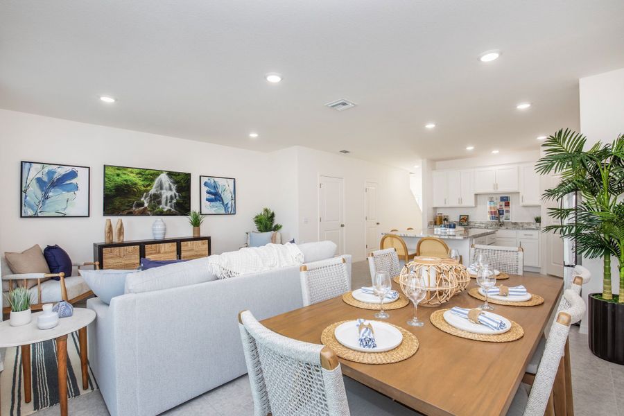 Furnished interior view inside a new home in Orchid Cove, Bokeelia (Image 23).