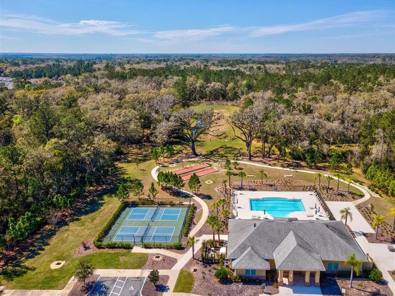 Community amenities in , Brooksville (Image 58).