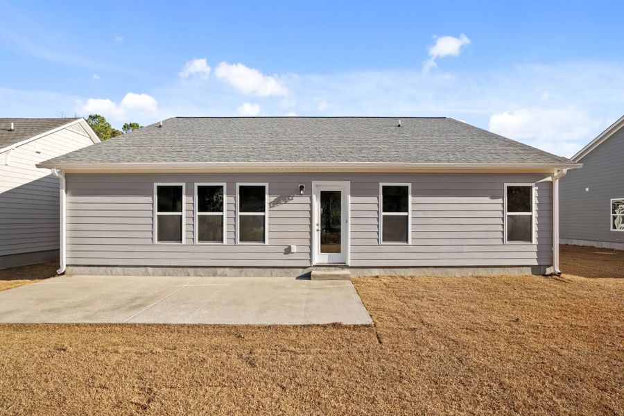 Representative exterior details of a home built from the Corbin A by JC Jackson Homes,LLC in Heritage Pointe, Newport (Image 3).