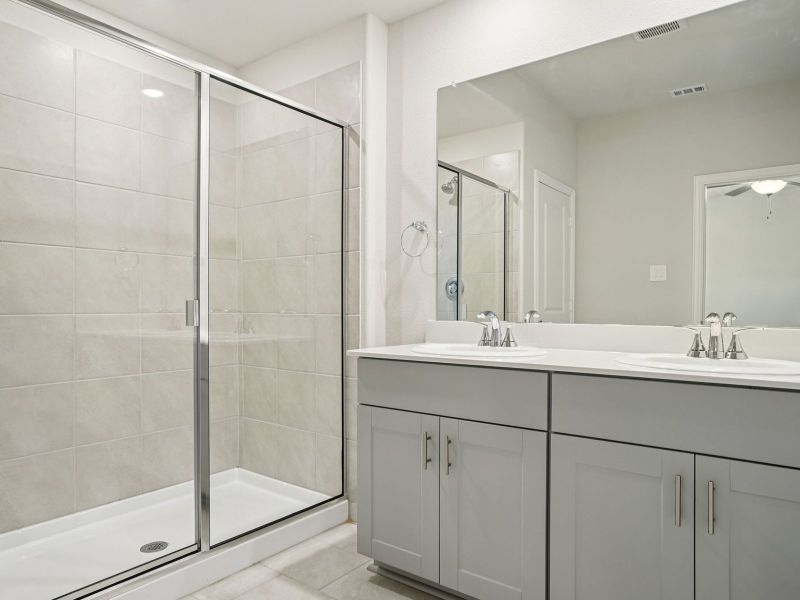 Furnished interior view inside a new home in Westmoor, Sherman (Image 10).