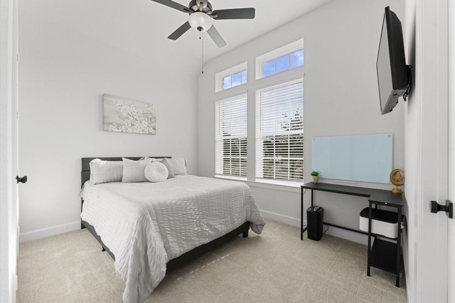Furnished interior view inside a new home in , Tomball (Image 28).