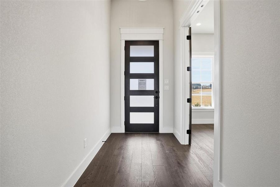 Spacious, unfurnished interior of a new home in Aledo Heights - Aledo ISD, Aledo (Image 17).
