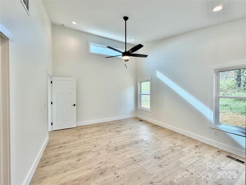 Spacious, unfurnished interior of a new home in , Mars Hill (Image 14).