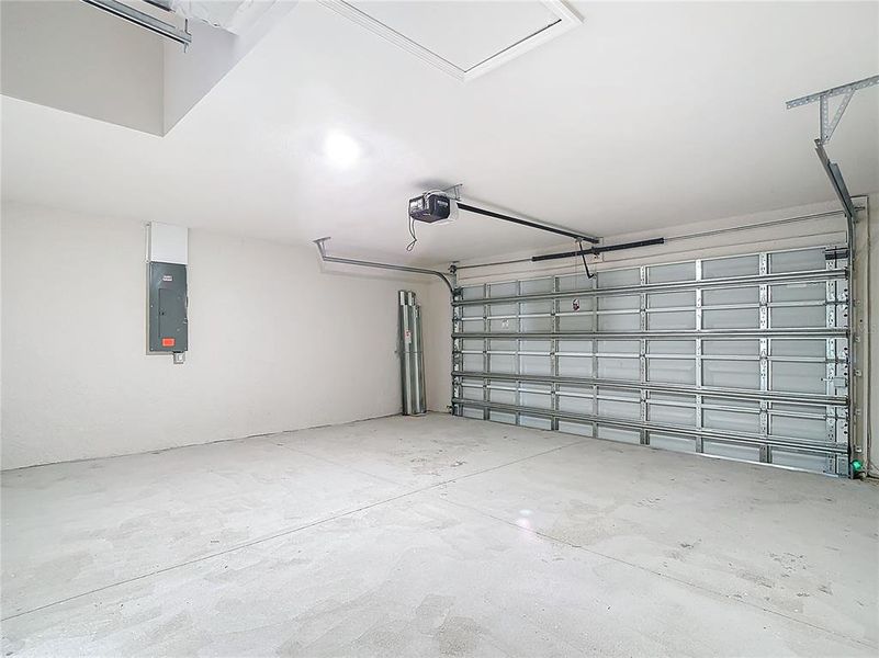 Image 27 of a home in .