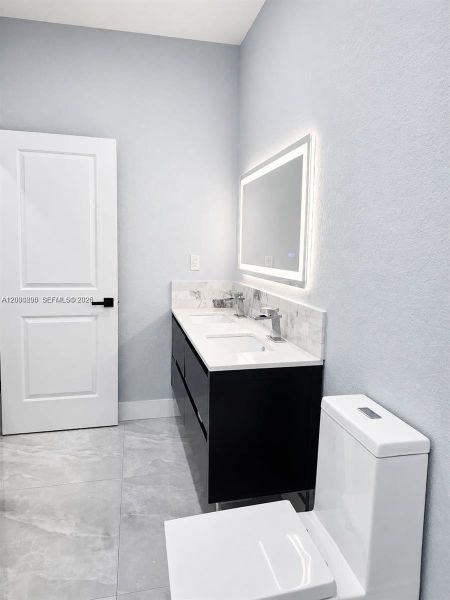 Furnished interior view inside a new home in , West Palm Beach (Image 5).