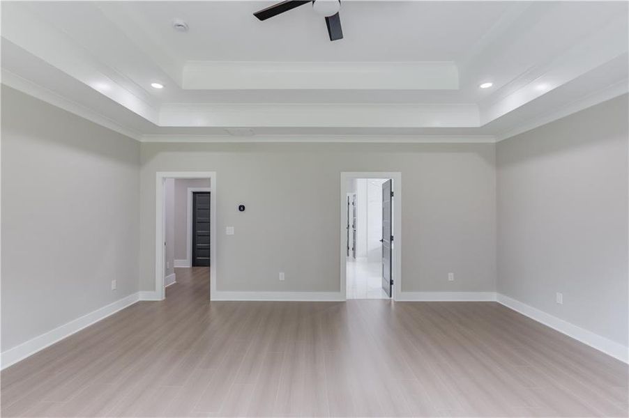 Spacious, unfurnished interior of a new home in , Auburn (Image 33).