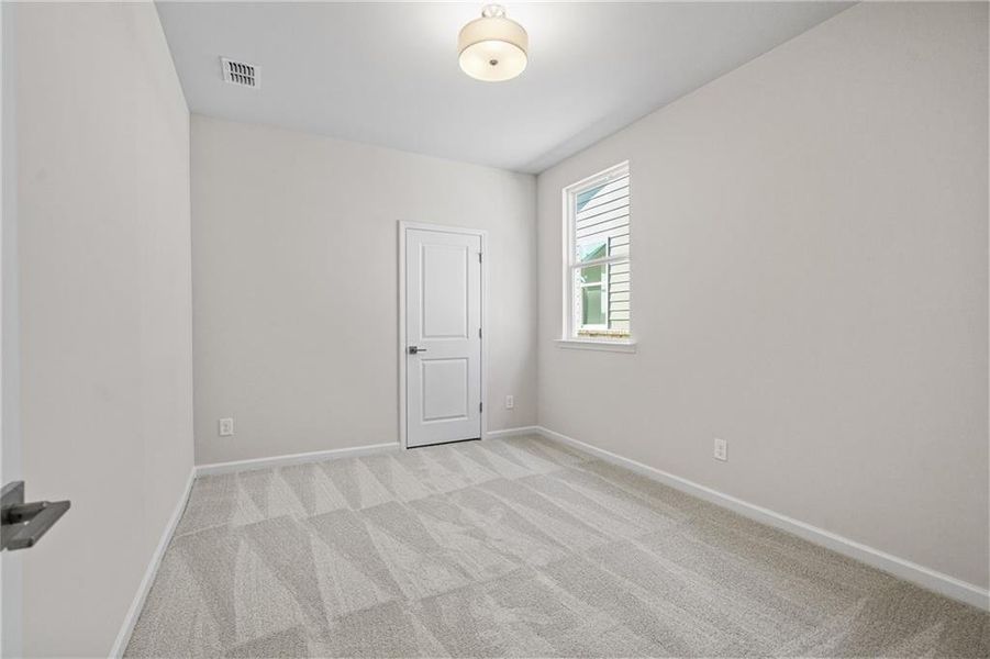Spacious, unfurnished interior of a new home in Kelly Preserve, Loganville (Image 25).