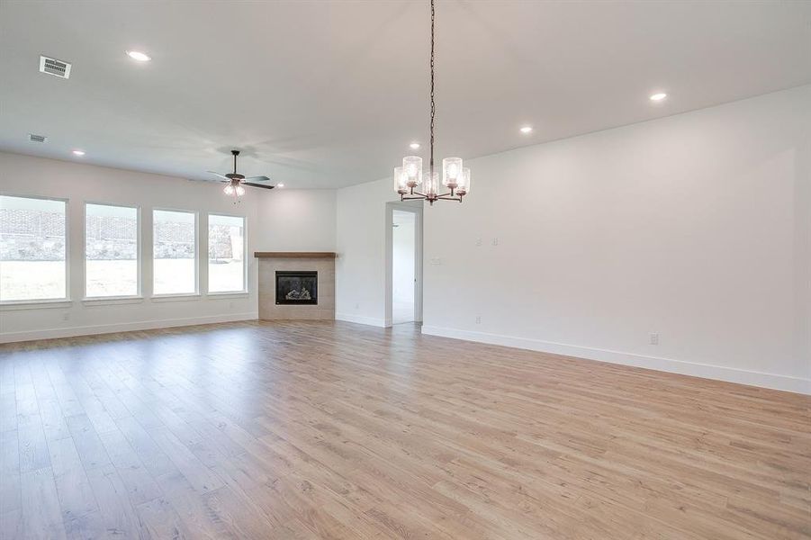 Spacious, unfurnished interior of a new home in Sweetgrass, Haslet (Image 35).