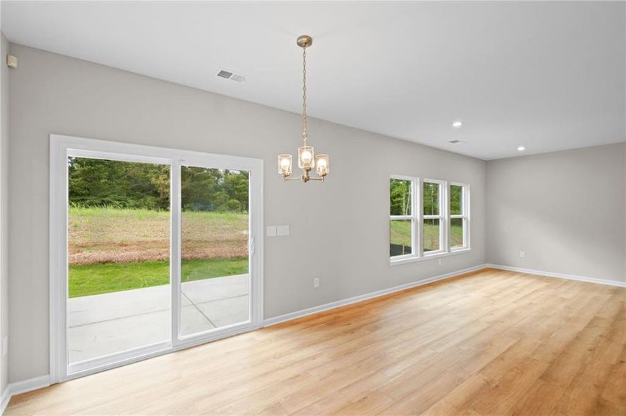 Spacious, unfurnished interior of a new home in Sage Woods, Dallas (Image 35).