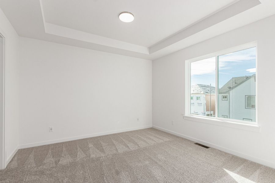 Spacious, unfurnished interior of a new home in Parkside at Victory Ridge, Colorado Springs (Image 18).