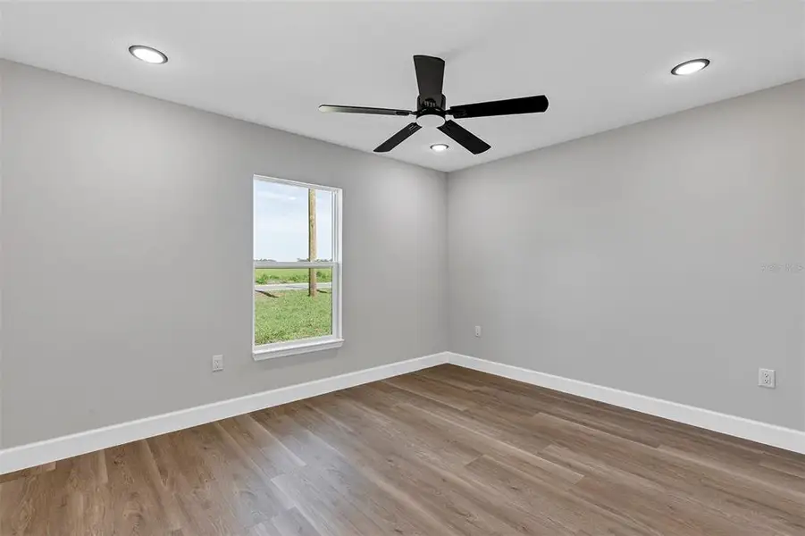 Spacious, unfurnished interior of a new home in , Dunnellon (Image 17). Spacious, unfurnished interior of a new home in , Dunnellon (Image 17).