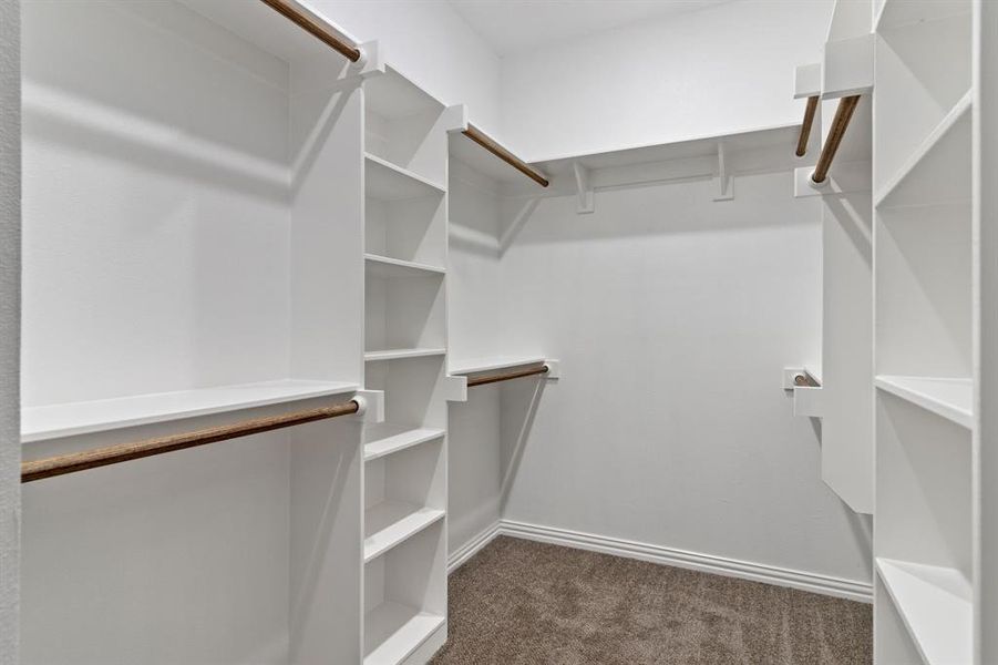 Spacious, unfurnished interior of a new home in Trails of Fossil Creek, Fort Worth (Image 21). Spacious, unfurnished interior of a new home in Trails of Fossil Creek, Fort Worth (Image 21).