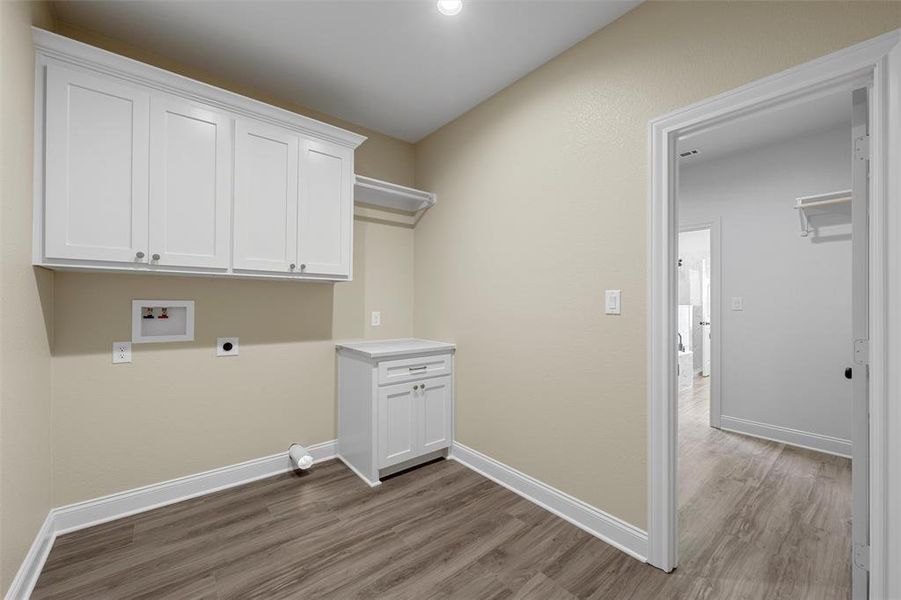 Spacious, unfurnished interior of a new home in , Hewitt (Image 23). Spacious, unfurnished interior of a new home in , Hewitt (Image 23).