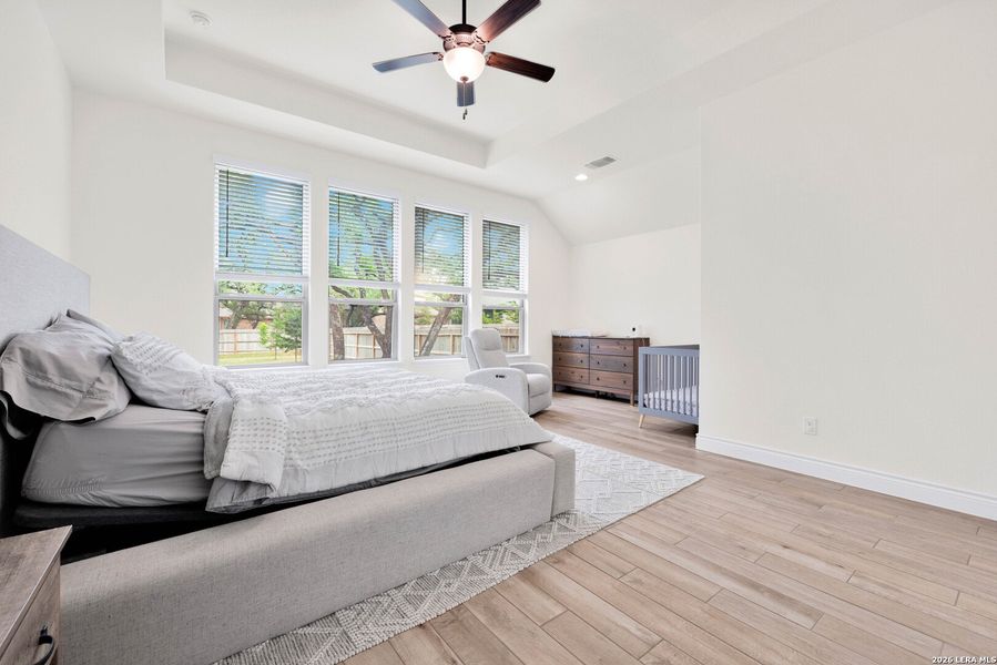 Furnished interior view inside a new home in , Boerne (Image 9).