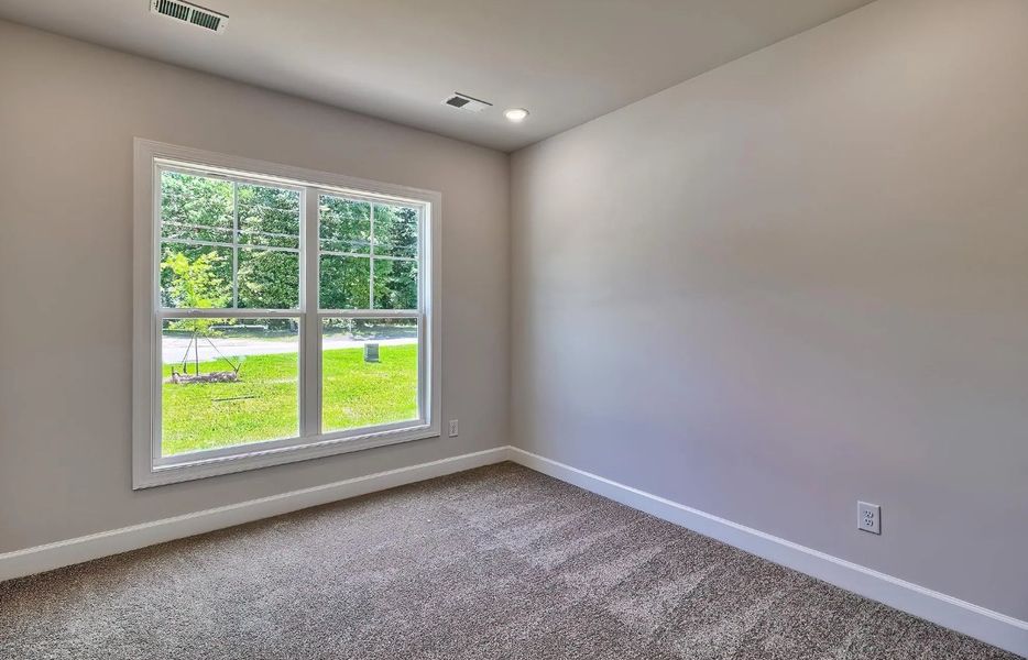 Spacious, unfurnished interior of a new home in Satchel Ford, Columbia (Image 24).