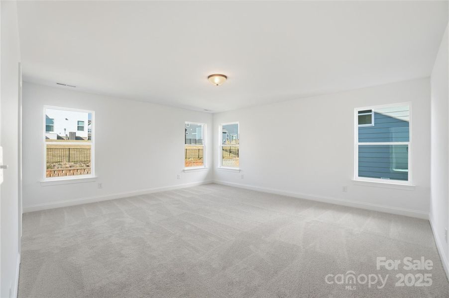 Spacious, unfurnished interior of a new home in Summerlin, Mooresville (Image 37).