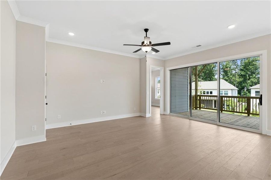 Spacious, unfurnished interior of a new home in Havencroft, Woodstock (Image 15). Spacious, unfurnished interior of a new home in Havencroft, Woodstock (Image 15).