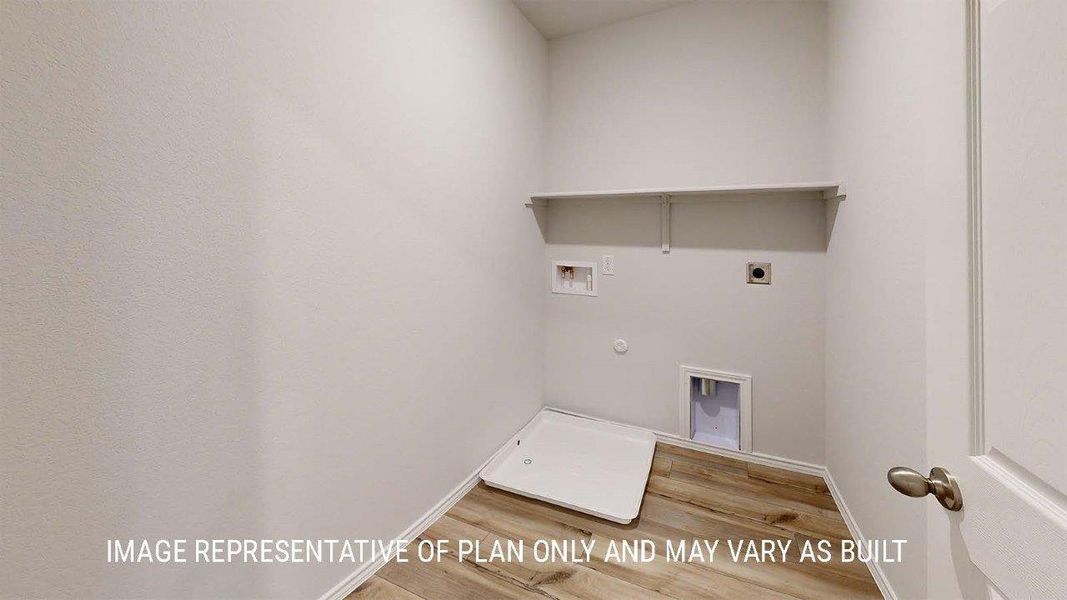 Spacious, unfurnished interior of a new home in Pecan Creek, Temple (Image 32).