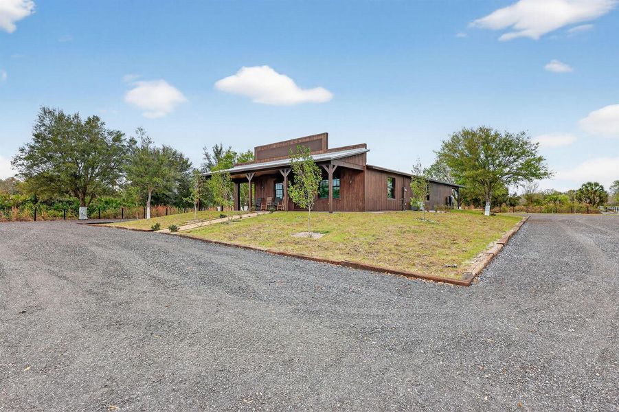 1-web-or-mls-5P1A1052 1-web-or-mls-5P1A1052