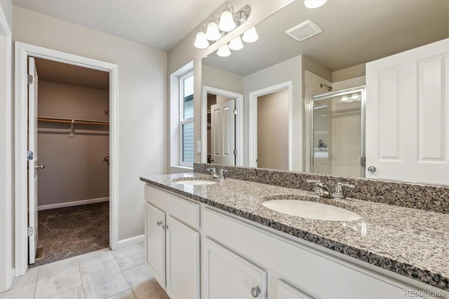 Furnished interior view inside a new home in Pintail Commons at Johnstown Village, Johnstown (Image 4).
