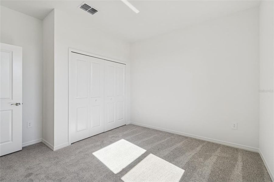 Spacious, unfurnished interior of a new home in Southpointe, Palmetto (Image 16).