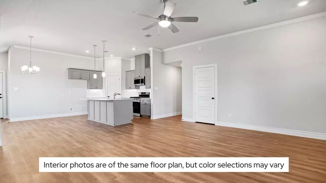 Spacious, unfurnished interior of a new home in Grand Oaks Reserve, Cleveland (Image 15).