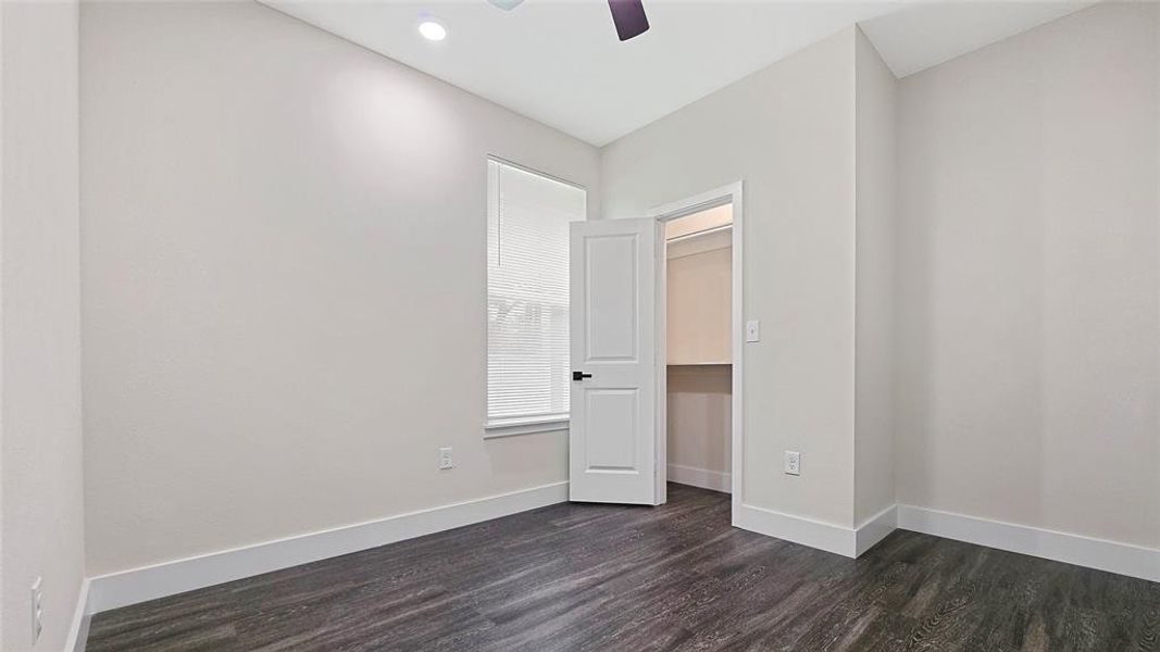 Spacious, unfurnished interior of a new home in , Mabank (Image 17).