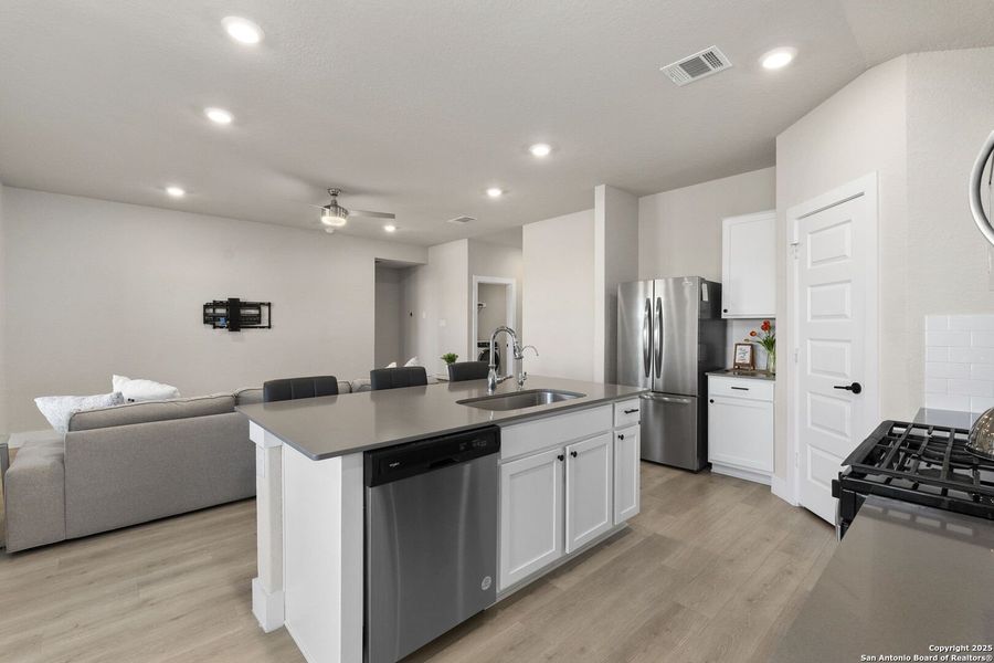 Furnished interior view inside a new home in Brookstone Creek, San Antonio (Image 10). Furnished interior view inside a new home in Brookstone Creek, San Antonio (Image 10).