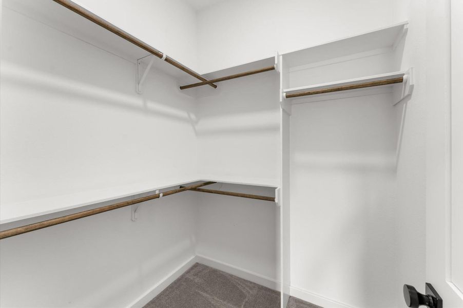 Spacious, unfurnished interior of a new home in , Rosharon (Image 33).