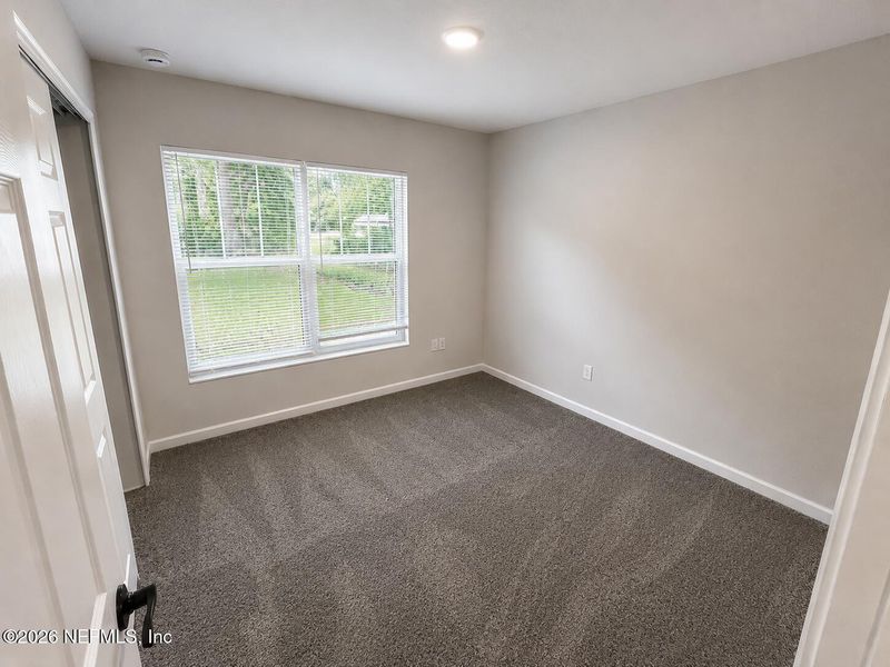 Spacious, unfurnished interior of a new home in , Jacksonville (Image 23).