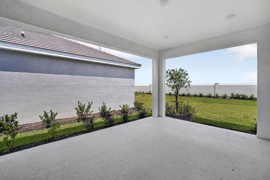 Exterior details and patio area of a home in Coasterra Community Group Page, Palmetto (Image 3).