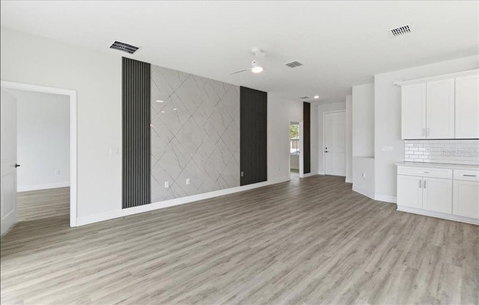 Spacious, unfurnished interior of a new home in , North Port (Image 25).