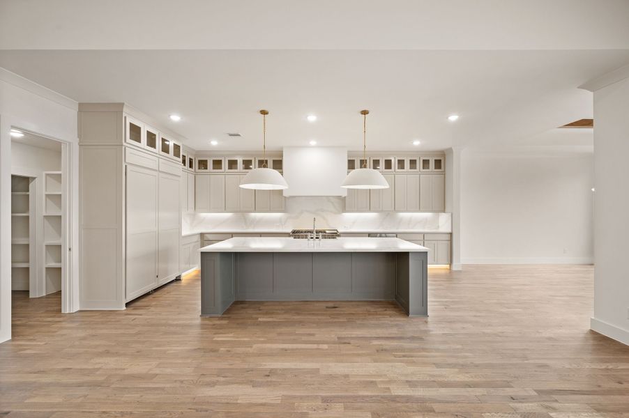 Furnished interior view inside a new home in Montclair, Prosper (Image 6).