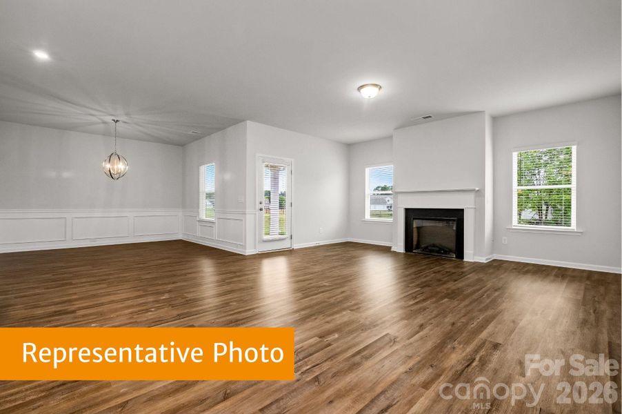 Spacious, unfurnished interior of a new home in Cedar Meadows, Monroe (Image 4).