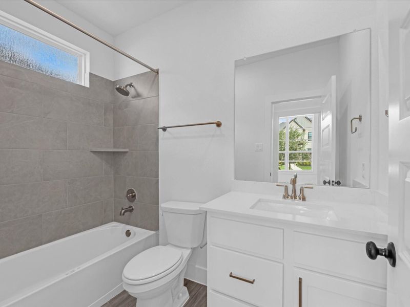 Furnished interior view inside a new home in Jubilee 50′, Hockley (Image 11).