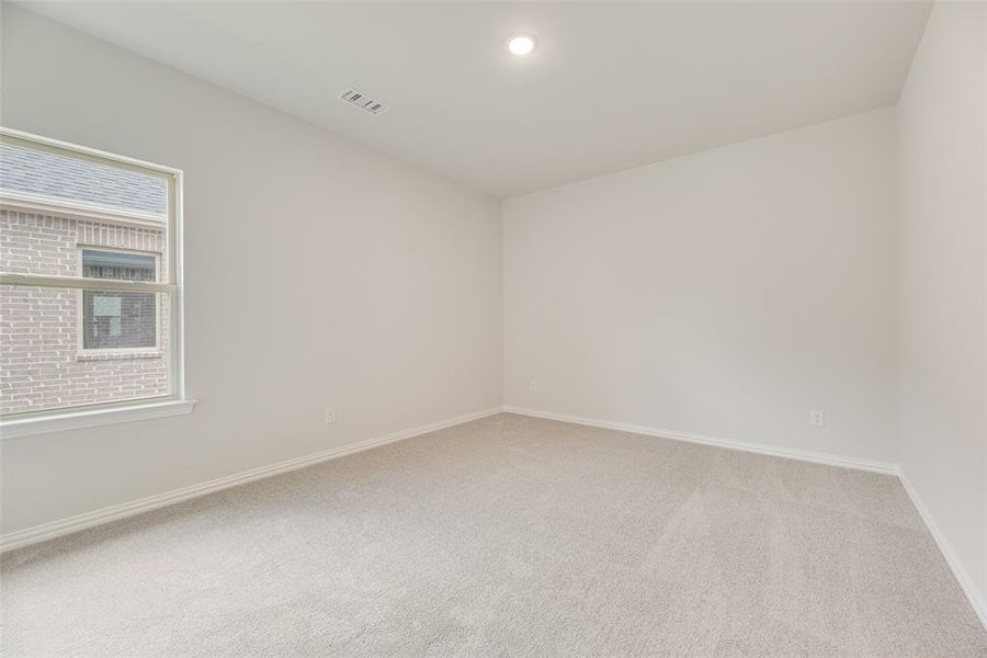 Spacious, unfurnished interior of a new home in Sutton Fields, Celina (Image 30).