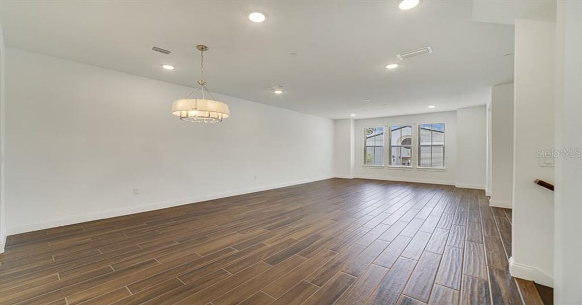 Spacious, unfurnished interior of a new home in Vdara, Orlando (Image 15). Spacious, unfurnished interior of a new home in Vdara, Orlando (Image 15).