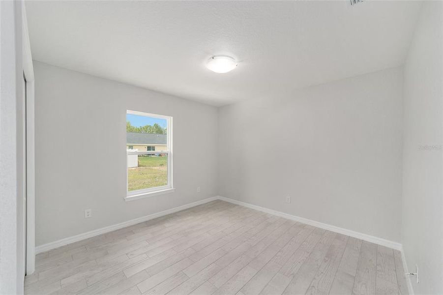 Spacious, unfurnished interior of a new home in , Ocala (Image 41).