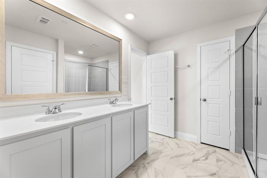 1963 Gentle Oak-Primary Suite-3