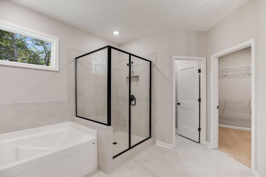 Image 44 of a home in LOVVORN ESTATES.