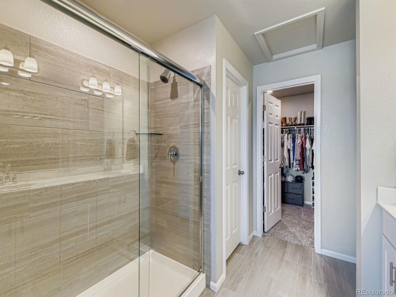 28 3rd Floor Primary Bathroom.jpg