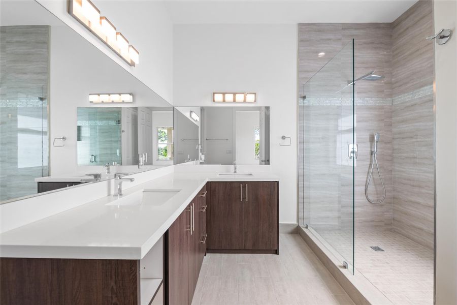 Furnished interior view inside a new home in , Fort Lauderdale (Image 4). Furnished interior view inside a new home in , Fort Lauderdale (Image 4).