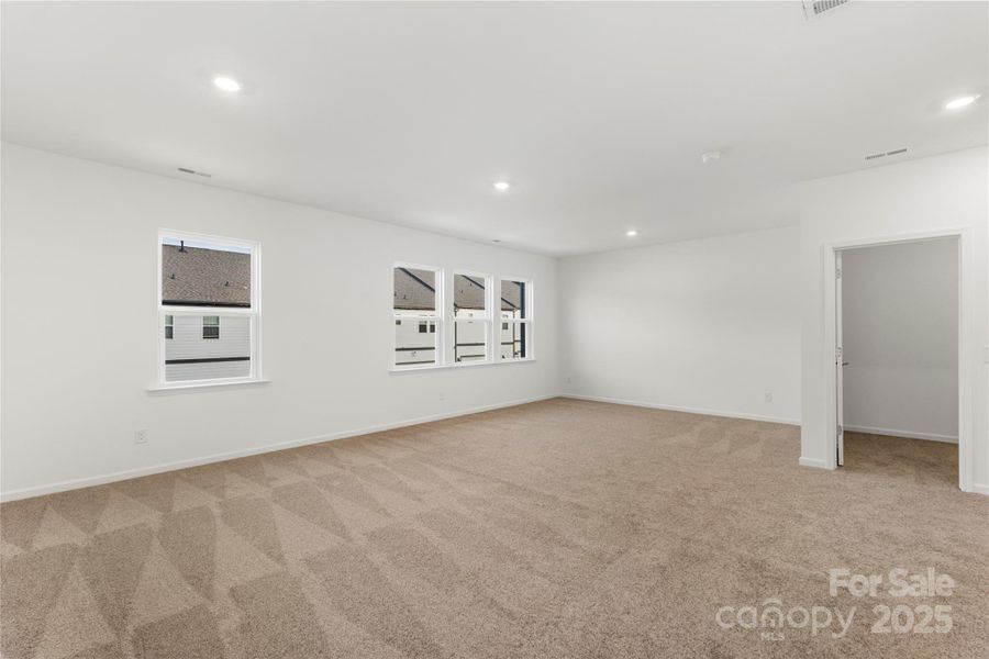 Spacious, unfurnished interior of a new home in , Indian Land (Image 41).