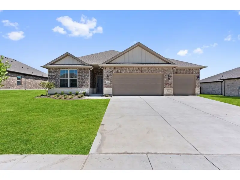 Exterior details and patio area of a home in Waverly Estates, Nevada (Image 2). Exterior details and patio area of a home in Waverly Estates, Nevada (Image 2).