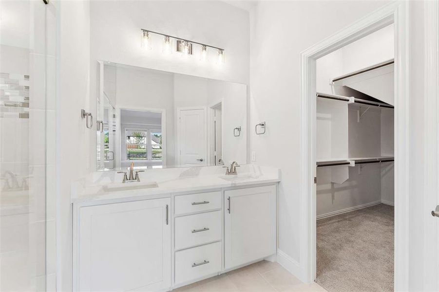 Furnished interior view inside a new home in Liberty, Melissa (Image 8).