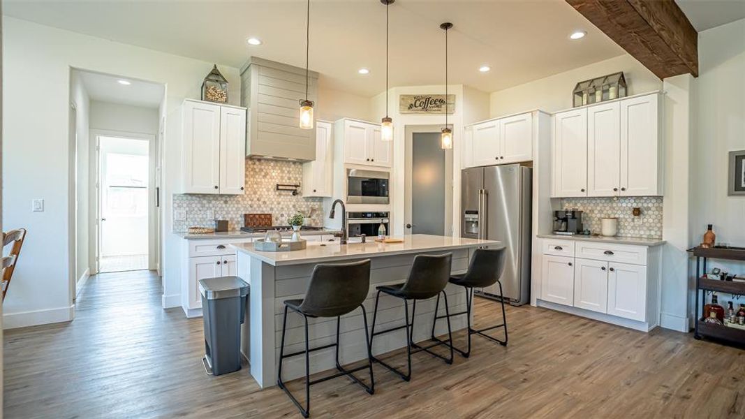Furnished interior view inside a new home in , Glen Rose (Image 15). Furnished interior view inside a new home in , Glen Rose (Image 15).