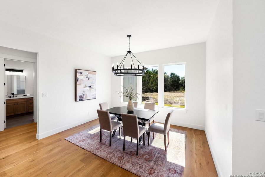 Furnished interior view inside a new home in , Bandera (Image 16).